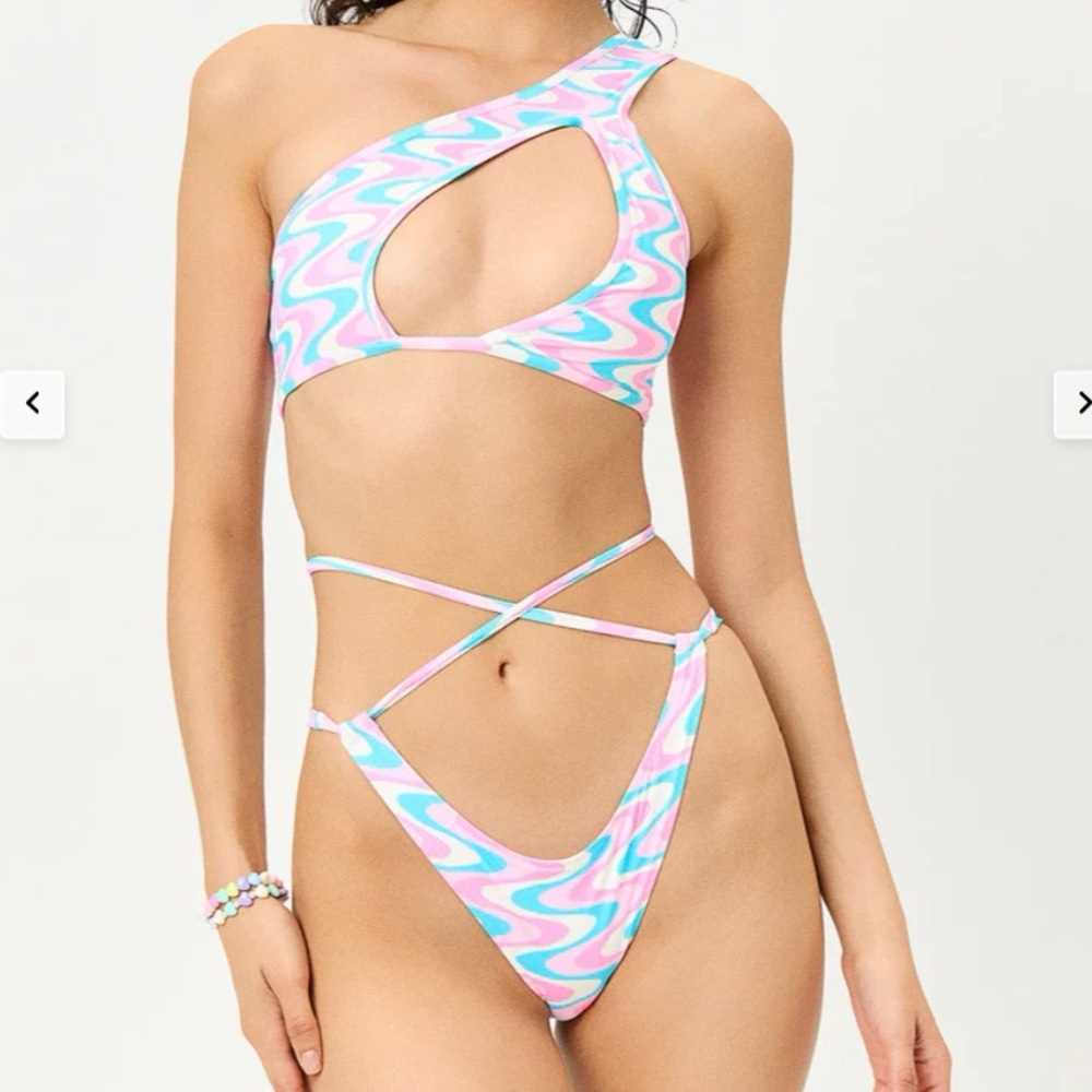 Frankie’s Bikinis x Wildflower Cases bikini set